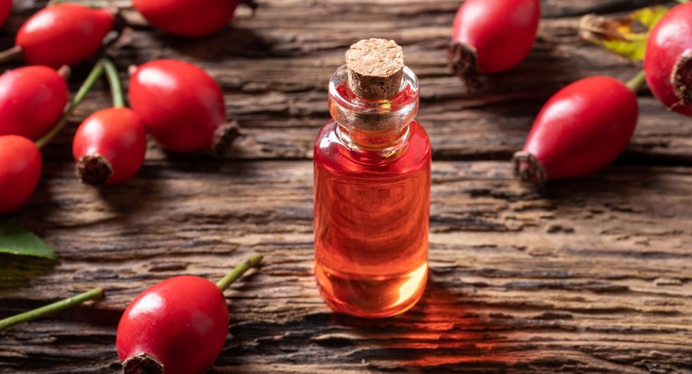 Rosehip Oil: Nature's Beauty Secret for Youthful, Vibrant Skin